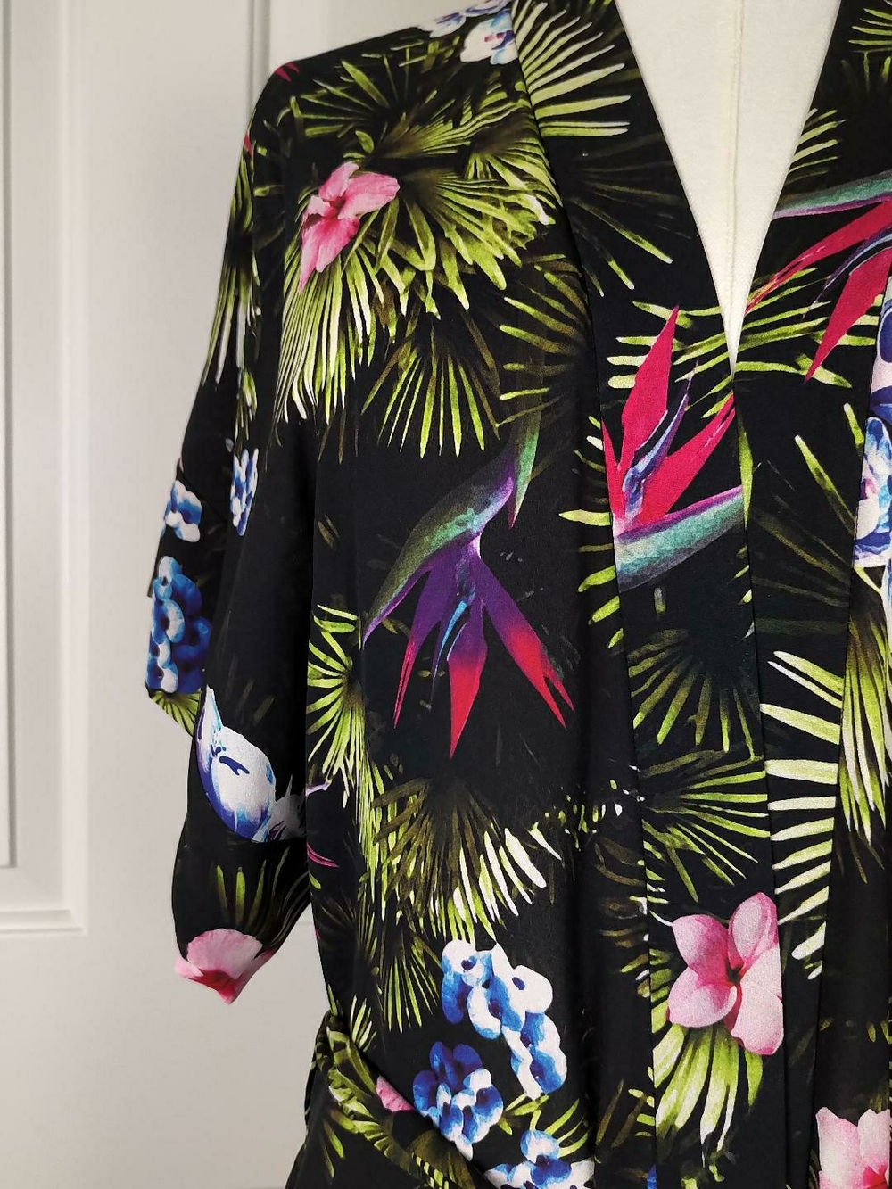 Fleur du Mal Tropical Floral Kimono - Picture 2 of 4